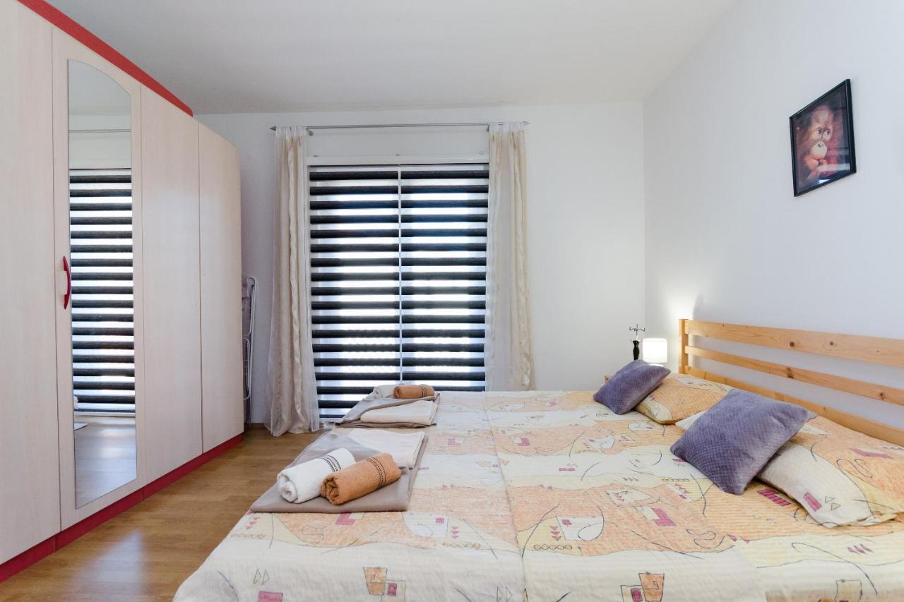 Apartments Luka 수페타르스카 드라가 외부 사진